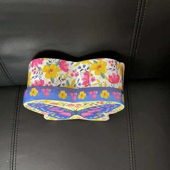 Box - Picture 4 of 4